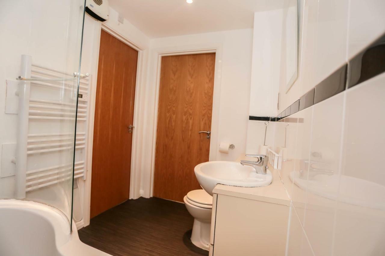 Freyas Apartment Manchester Exterior foto